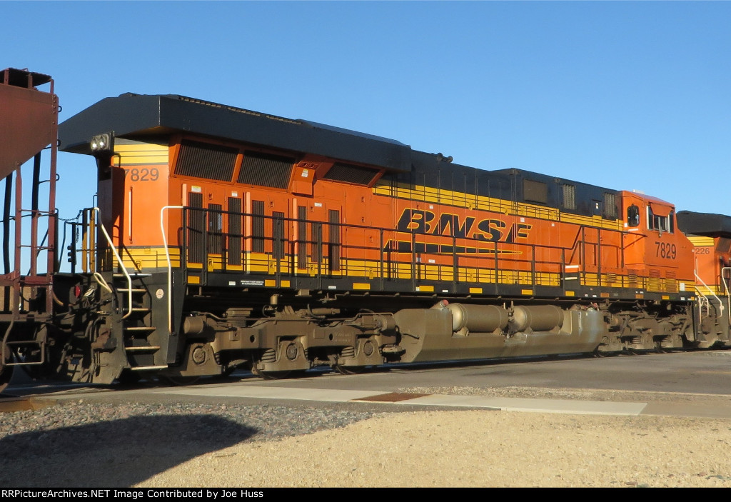 BNSF 7829